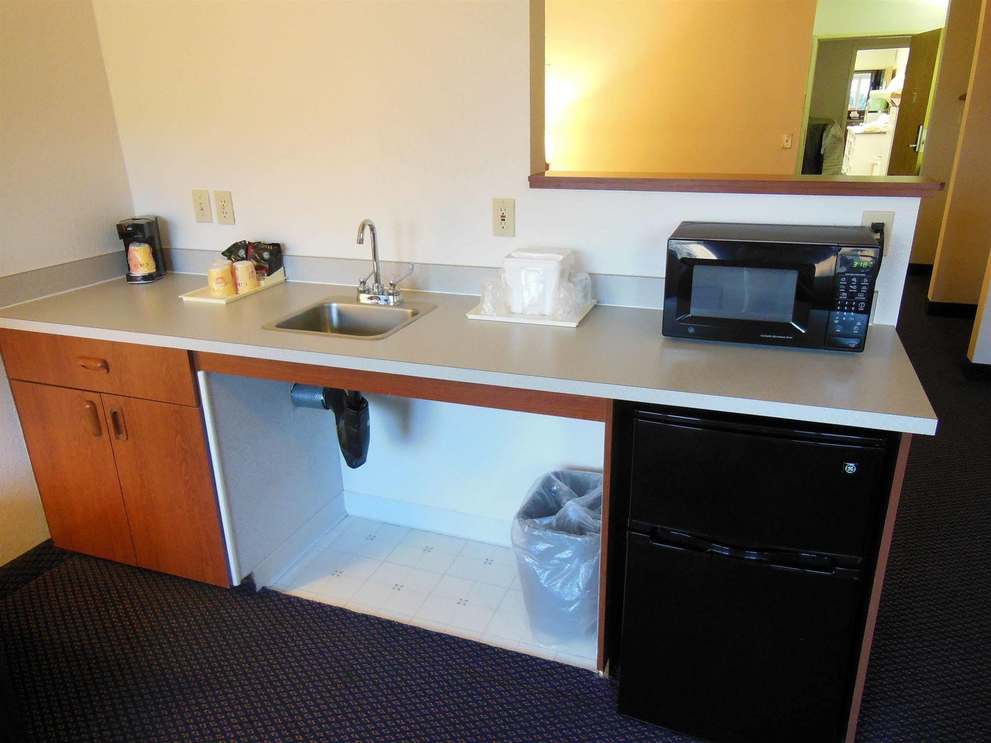 Red Lion Inn & Suites Kennewick Tri-Cities Eksteriør billede