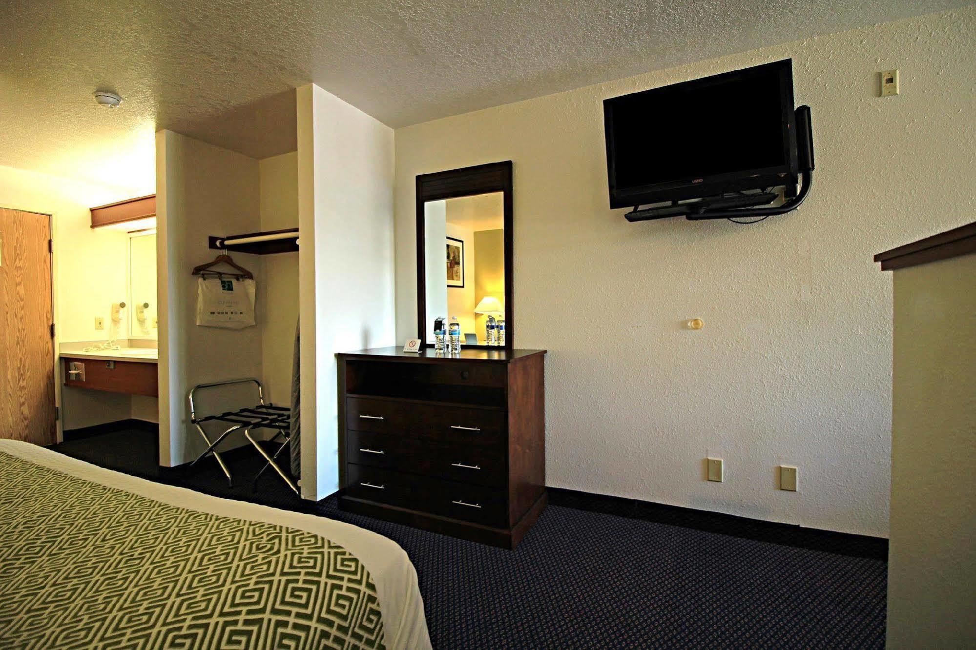 Red Lion Inn & Suites Kennewick Tri-Cities Eksteriør billede