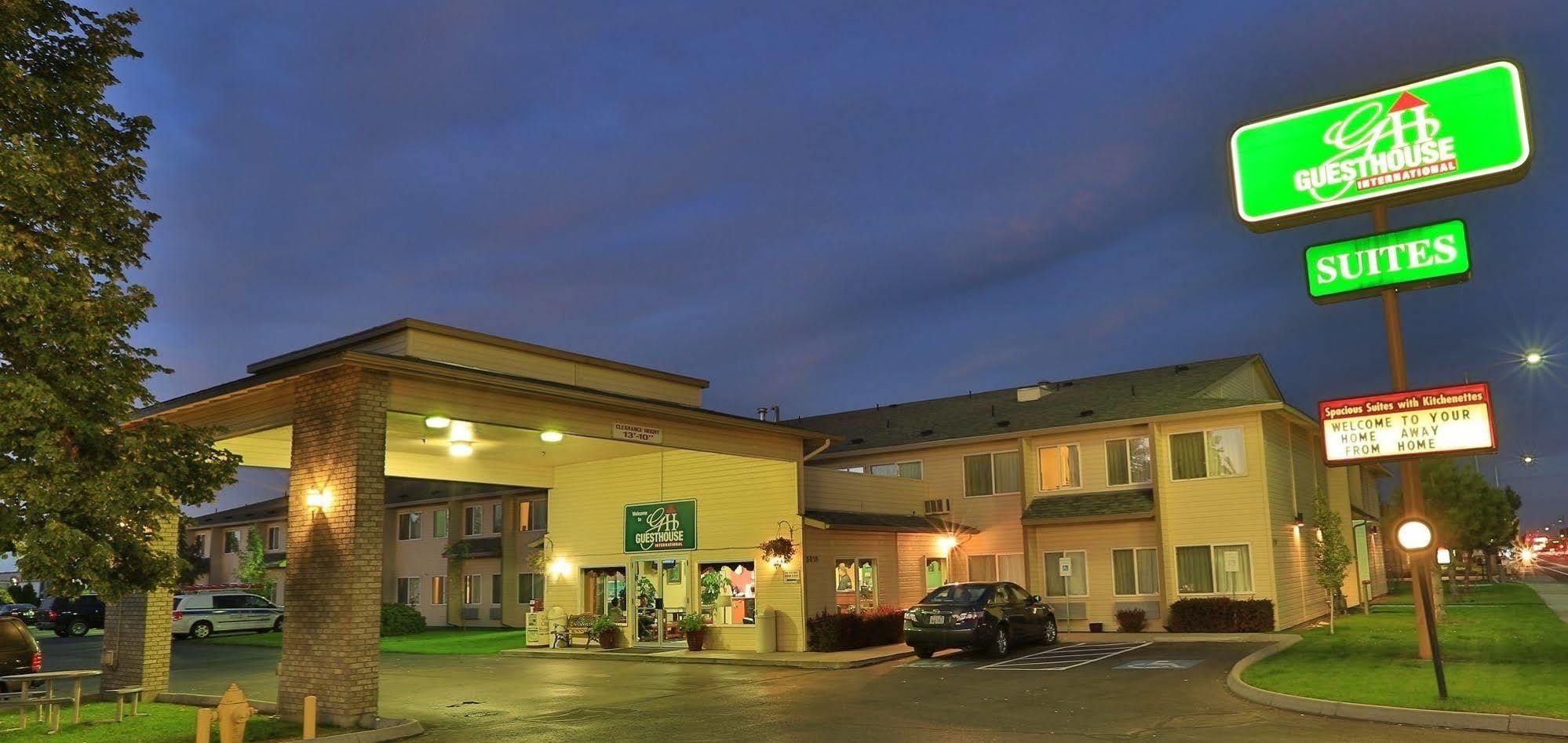 Red Lion Inn & Suites Kennewick Tri-Cities Eksteriør billede